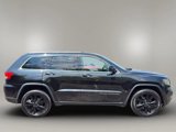 Used 2012 Jeep Grand Cherokee Altitude image 4