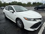 Used 2018 Toyota Camry LE image 2