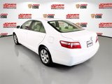 Used 2009 Toyota Camry LE image 2