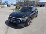 Used 2022 Volkswagen Jetta SE image 3