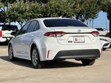 Used 2025 Toyota Corolla LE image 3