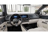 Used 2025 Mercedes-Benz GLA 250 4MATIC image 3
