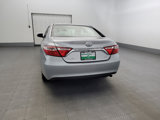 Used 2017 Toyota Camry LE image 6