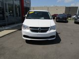 Used 2017 Dodge Grand Caravan SE w/ UConnect Hands-Free Group image 6