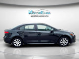 Used 2022 Toyota Corolla LE image 6
