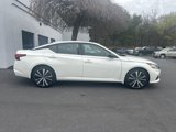 Used 2021 Nissan Altima 2.5 SR w/ SR Premium Package image 2
