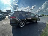 Used 2017 Hyundai Santa Fe SE image 3