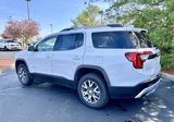 Used 2022 GMC Acadia SLE w/ Driver Convenience Package image 5