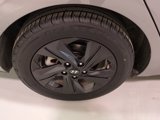 Used 2021 Hyundai Elantra SEL image 2