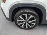 Used 2024 Volkswagen Taos SE image 5