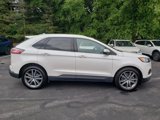 Used 2019 Ford Edge Titanium image 2