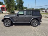 Used 2021 Jeep Wrangler Unlimited Sahara image 2