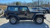 Used 2017 Jeep Wrangler Rubicon w/ Connectivity Group image 3