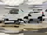 Used 2018 Nissan Rogue SV image 2