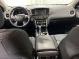 Used 2019 Nissan Pathfinder SV image 3