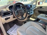 Used 2017 Chrysler Pacifica Touring-L Plus w/ Advanced Safetytec Group image 2