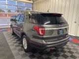 Used 2018 Ford Explorer XLT image 4