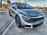 Used 2023 Kia Sportage LX image 3