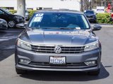 Used 2017 Volkswagen Passat 1.8T SEL Premium image 2