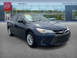 Used 2016 Toyota Camry LE image 3