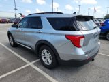 Used 2021 Ford Explorer XLT image 3