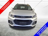 Used 2022 Chevrolet Trax LT w/ Sport Edition image 3