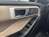 Used 2020 Ford Explorer XLT image 6