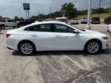Used 2023 Chevrolet Malibu LT image 2