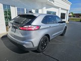 Used 2022 Ford Edge SE image 4