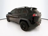 Used 2019 Jeep Cherokee Trailhawk image 6