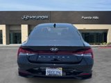 Certified 2022 Hyundai Elantra SE image 5