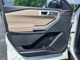 Used 2020 Ford Explorer XLT w/ Equipment Group 202A image 4