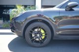 Used 2019 Porsche Cayenne E-Hybrid w/ Premium Plus Package image 3