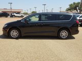 Used 2023 Chrysler Voyager LX image 2