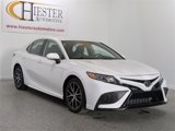 Used 2022 Toyota Camry SE image 2