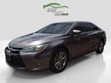 Used 2016 Toyota Camry SE image 2
