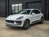 Certified 2024 Porsche Macan image 2