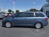Used 2016 Toyota Sienna XLE image 2