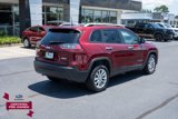 Used 2021 Jeep Cherokee Latitude image 3