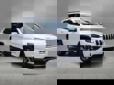 Used 2019 Jeep Cherokee Limited image 2