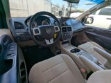 Used 2014 Dodge Grand Caravan SXT w/ UConnect Hands-Free Group image 5