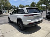 New 2025 Jeep Grand Cherokee Altitude image 5