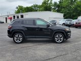 Used 2017 Jeep Compass Limited w/ Navigation Group image 4