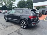 Used 2022 Volkswagen Taos SEL w/ Panoramic Sunroof Package image 3