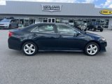 Used 2014 Toyota Camry SE w/ Moonroof Package image 2