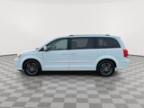 Used 2017 Dodge Grand Caravan SXT image 6