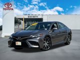 Certified 2022 Toyota Camry SE image 2