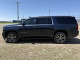 Used 2019 Chevrolet Suburban LT w/ Luxury Package image 2