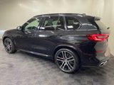 Used 2022 BMW X5 xDrive40i w/ M Sport Package image 3