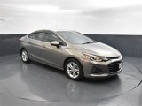 Used 2019 Chevrolet Cruze LT w/ Convenience Package image 2